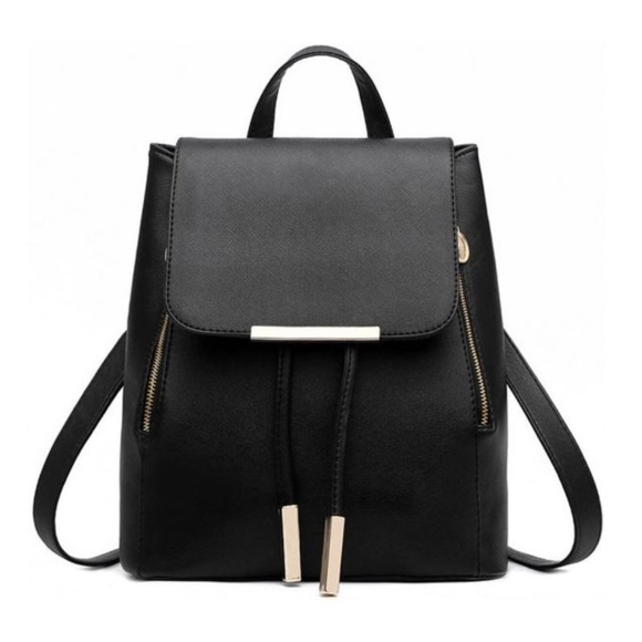 Handbags - NEW School Day Designer Backpack